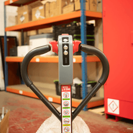 2000kg Fully Electric Pallet Truck 550Wx1150Lmm 10Ah Battery