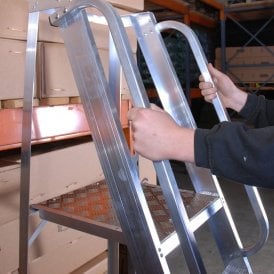 Aluminium Mobile Warehouse Steps 5 - 8 Tread