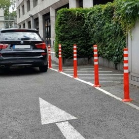 FLEXBack Traffic Posts