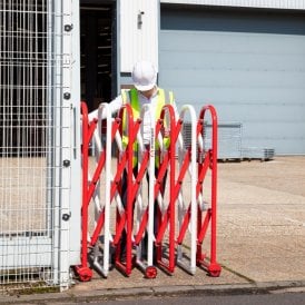 InstaGate Aluminium Mobile Expanding Barrier 2.3mt Long