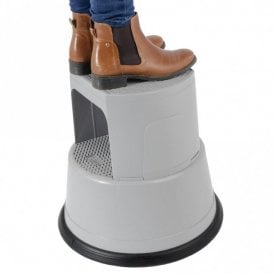 Kick Step Stool Plastic EN 141 83 - Fully Assembled