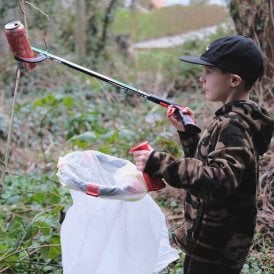 Kids 'Graptor' Dinosaur Litter Picker - 680mm