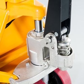 Pallet Truck 2500kg with Weighing Scale 540W x 1150L mm