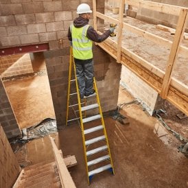Trade Fibreglass Swingback Step Ladders EN131 Professional